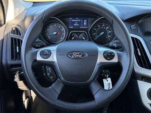 Used 2014 Ford Focus SE w/ SE Winter Package image 11