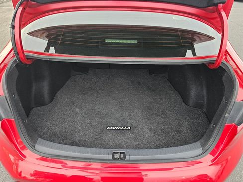 Used 2020 Toyota Corolla SE image 14