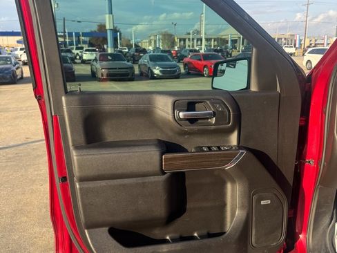 Used 2019 Chevrolet Silverado 1500 LT Trail Boss image 7