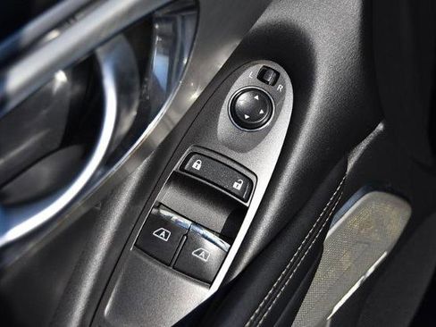 Used 2017 INFINITI Q60 3.0t w/ Premium Plus Package 3.0T image 10