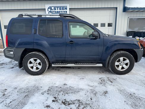 Used 2009 Nissan Xterra S w/ X Gear Pkg image 2