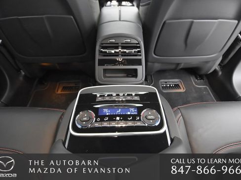 Used 2022 Maserati Quattroporte Modena Q4 image 37