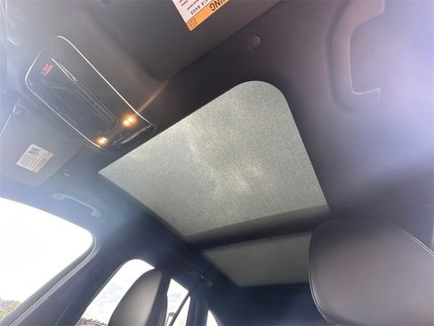 Certified 2025 Mercedes-Benz GLC 300 image 33