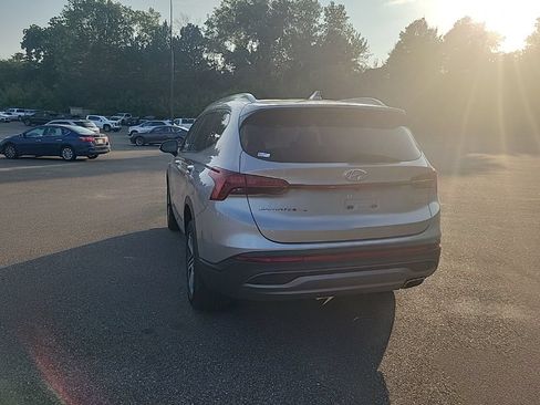 Used 2023 Hyundai Santa Fe SEL AWD/4WD image 15