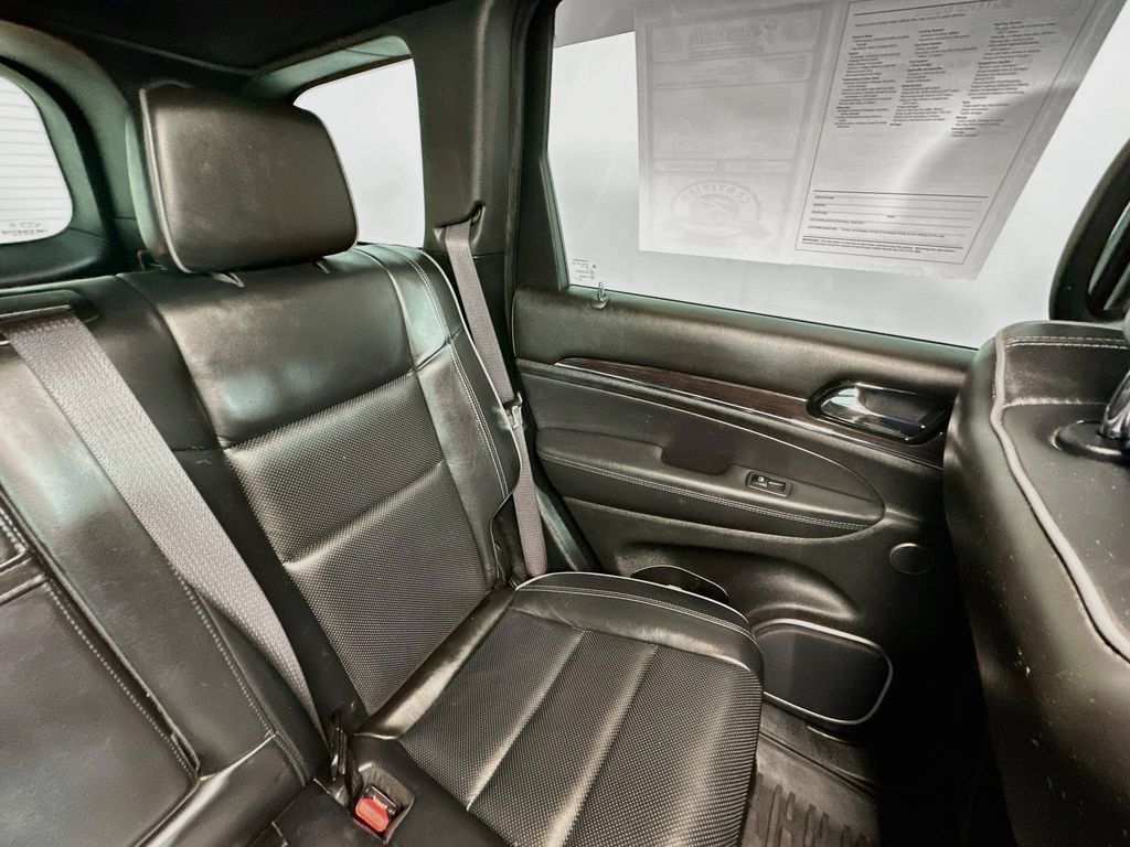 Used 2021 Jeep Grand Cherokee Overland AWD/4WD image 14