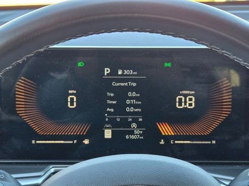 Used 2024 Kia Sorento S image 16