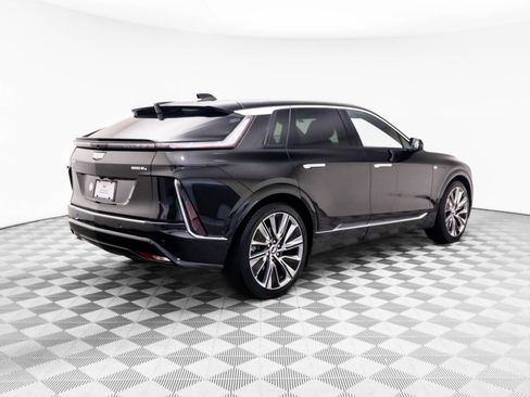 Certified 2026 Cadillac Lyriq Signature Luxury w/ Nappa Leather Package AWD/4WD image 6
