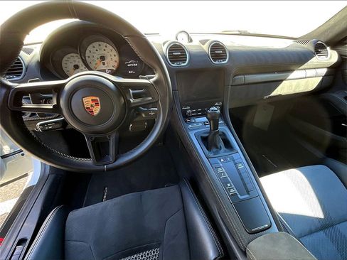 Certified 2024 Porsche 718 Cayman GT4 RS image 18