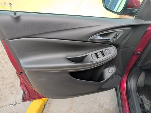 Used 2025 Buick Encore GX Preferred w/ Comfort Package AWD/4WD image 12