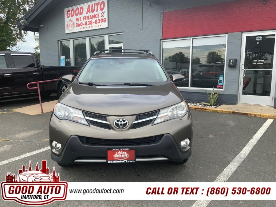 Used 2015 Toyota RAV4 Limited w/ Technology Package AWD/4WD image 2