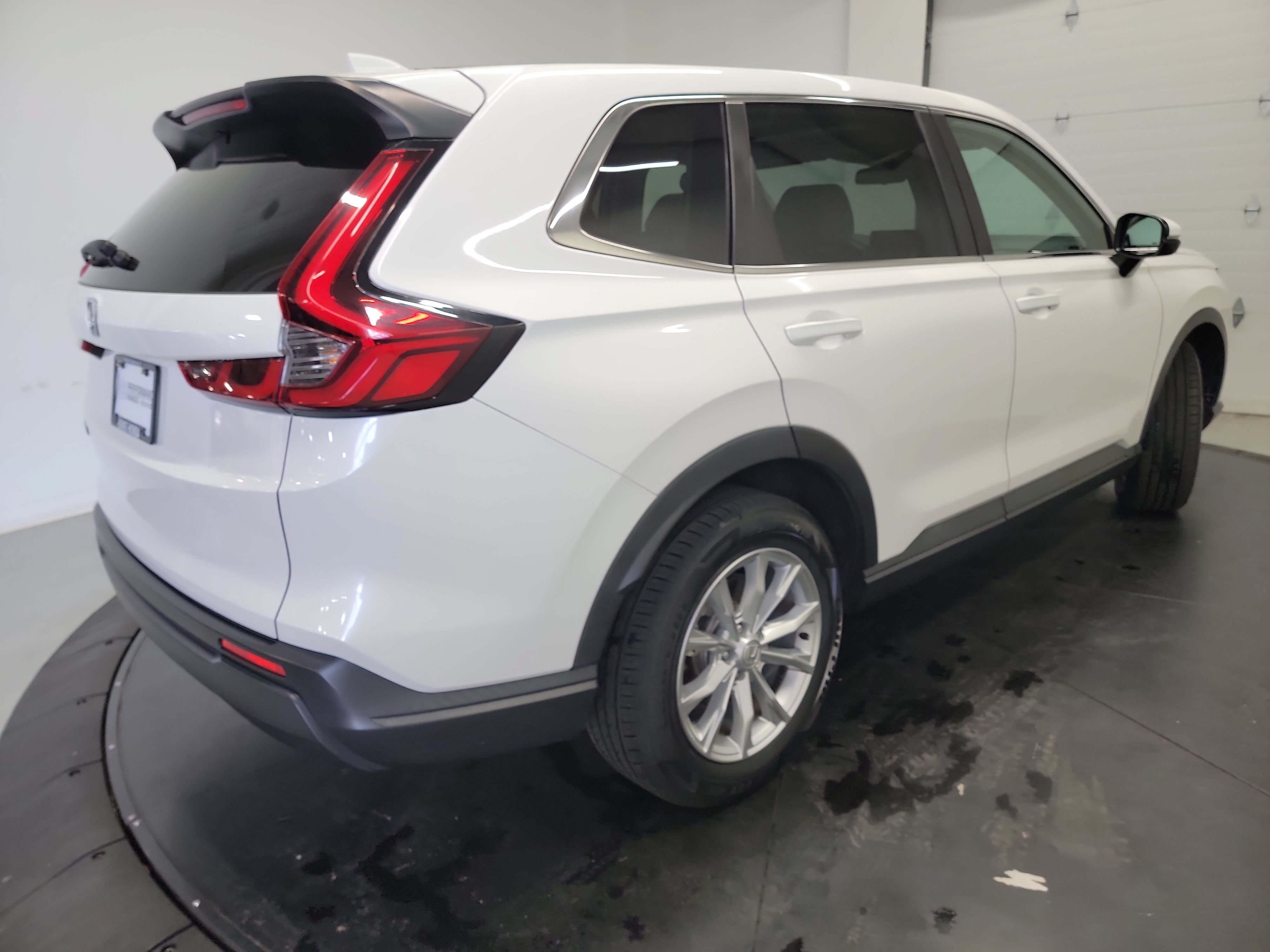Used 2023 Honda CR-V EX image 9