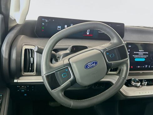 Used 2025 Ford Expedition Max Active image 18