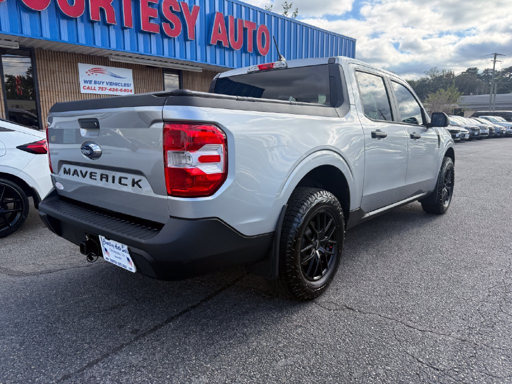 Used 2022 Ford Maverick XL FWD image 6