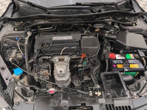 Used 2015 Honda Accord EX image 33