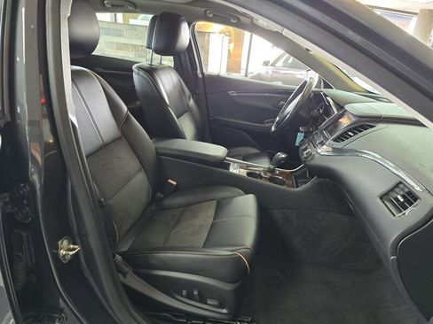 Used 2014 Chevrolet Impala LT w/ Premium Seating Package image 16
