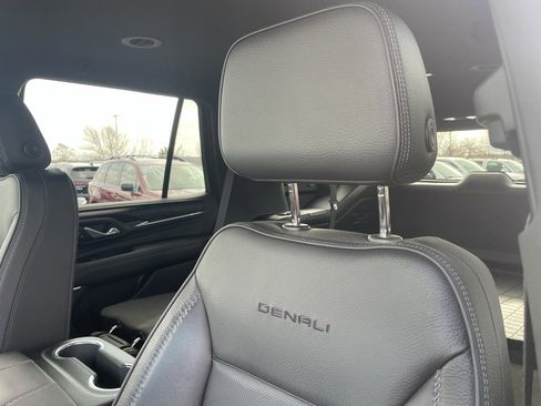 Used 2022 GMC Yukon Denali image 22