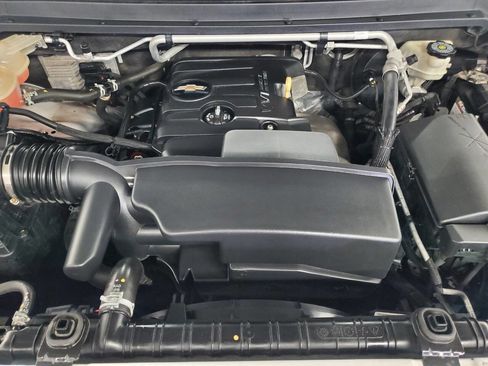 Used 2016 Chevrolet Colorado W/T image 4