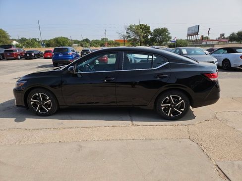 Used 2024 Nissan Sentra SV FWD image 6