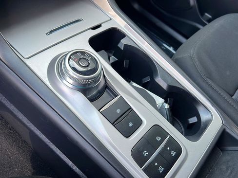 Certified 2023 Ford Explorer XLT image 27