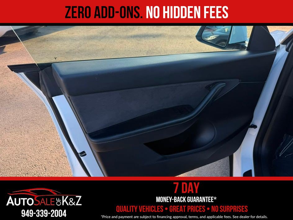 Used 2022 Tesla Model Y Long Range AWD/4WD image 23