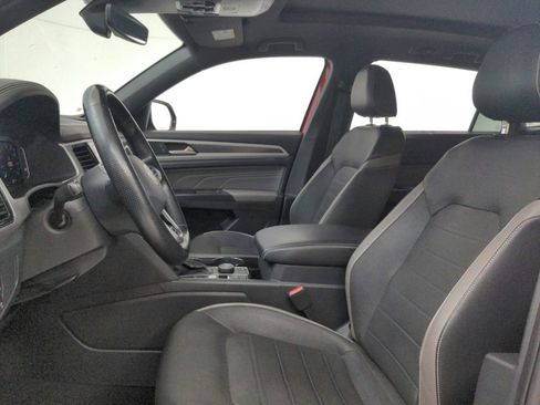 Used 2021 Volkswagen Atlas Cross Sport SEL Premium R-Line image 18