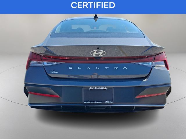 Certified 2025 Hyundai Elantra SEL FWD image 5