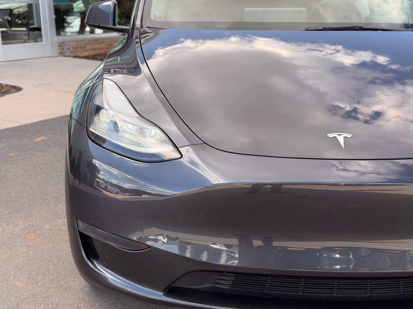 Used 2024 Tesla Model Y Long Range RWD image 6