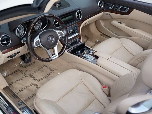 Used 2016 Mercedes-Benz SL 400 image 23