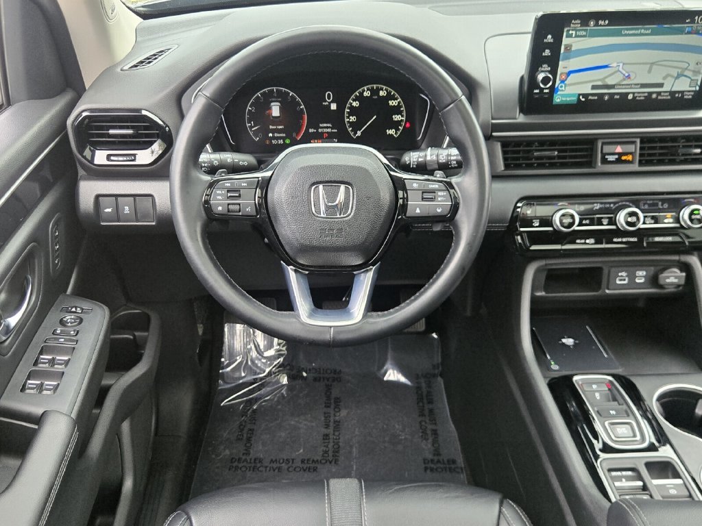 Used 2023 Honda Pilot Touring image 13