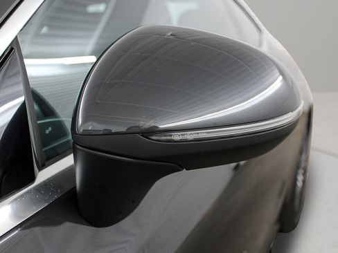 Used 2025 Mercedes-Benz CLE 300 4MATIC Coupe image 27