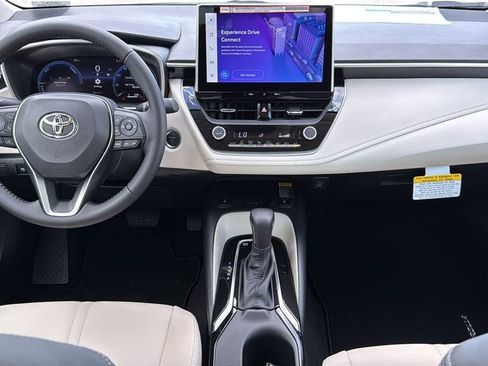 New 2026 Toyota Corolla XLE FWD image 18