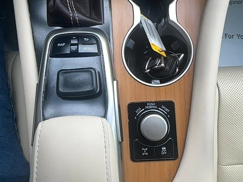 Used 2017 Lexus RX 350 AWD w/ Premium Package image 11