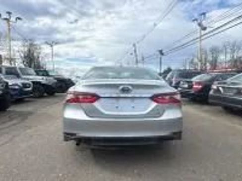 Used 2023 Toyota Camry LE FWD image 6