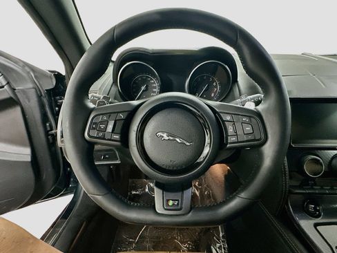 Used 2016 Jaguar F-TYPE R AWD/4WD image 12