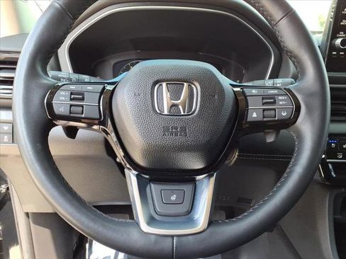 Used 2023 Honda Pilot Elite image 27
