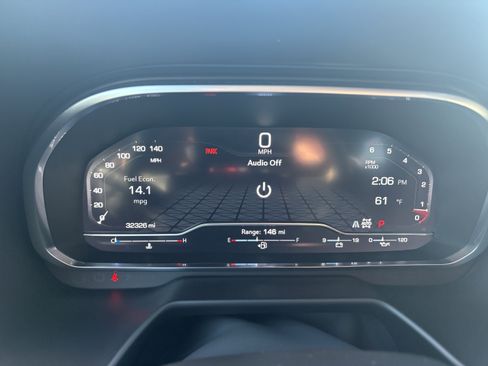 Used 2023 GMC Yukon AT4 w/ Technology Package image 10