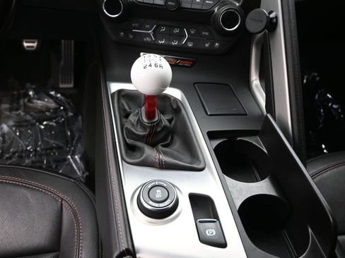 Used 2017 Chevrolet Corvette Z06 w/ Z07 Performance Package image 22