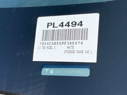 Used 2023 Tesla Model X AWD/4WD image 9