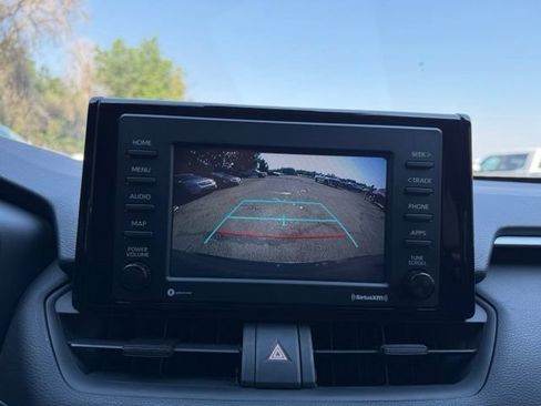 Used 2020 Toyota RAV4 XLE w/ Convenience Package AWD/4WD image 14