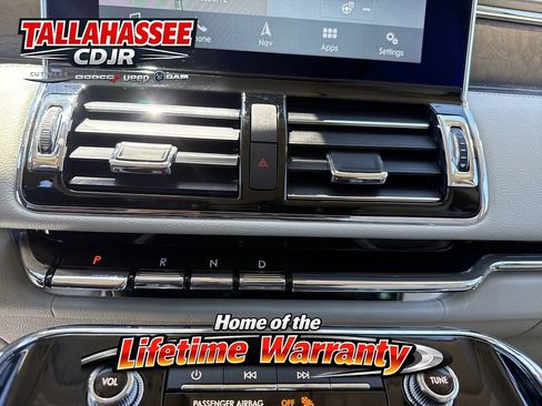 Used 2019 Lincoln Navigator Reserve AWD/4WD image 23