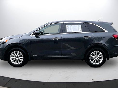 Used 2020 Kia Sorento LX image 6