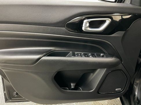 Used 2022 Jeep Compass High Altitude image 24