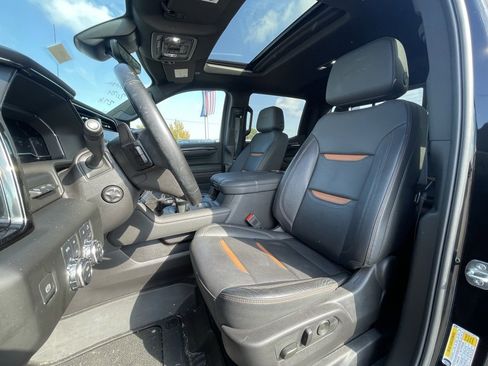 Used 2024 GMC Sierra 1500 AT4 w/ Technology Package image 22