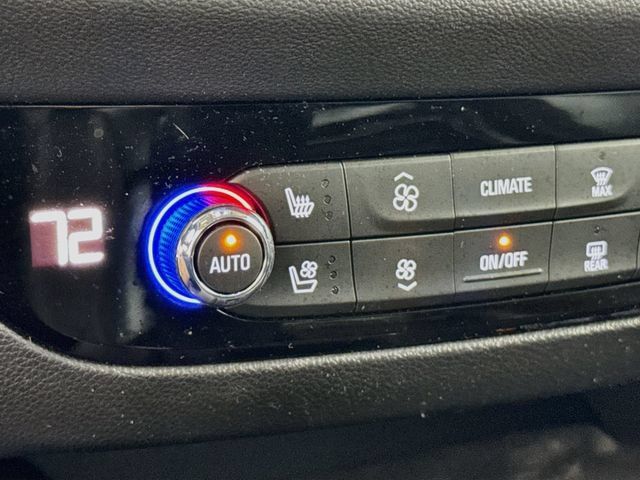 Used 2021 Buick Enclave Avenir w/ Avenir Technology Package AWD/4WD image 35
