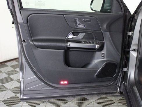 Certified 2026 Mercedes-Benz GLB 250 GLB 250 image 11