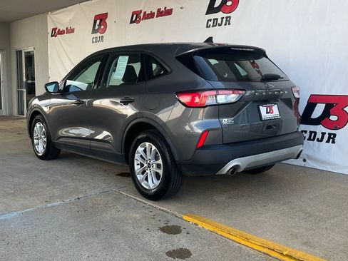 Used 2021 Ford Escape S image 7