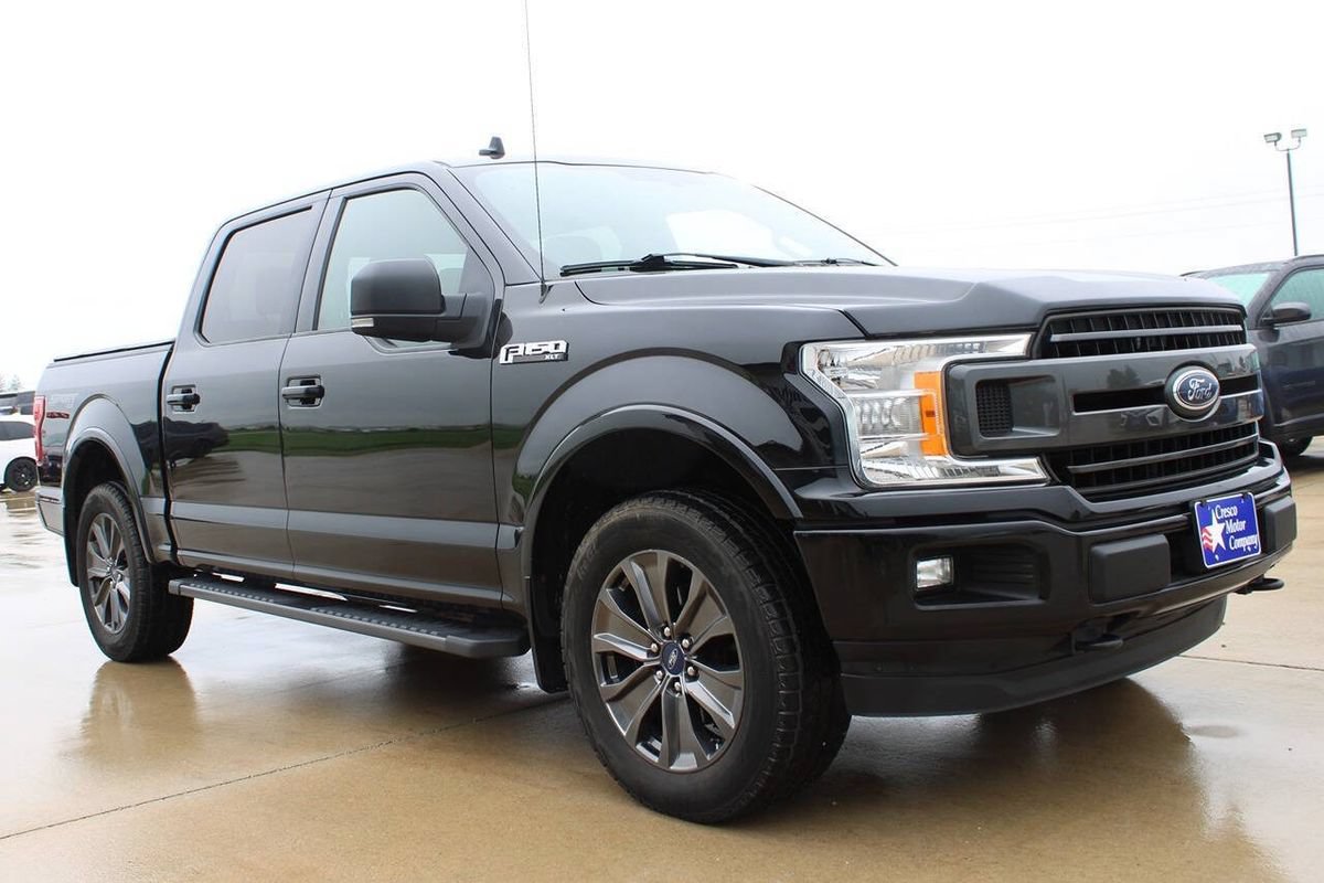Used 2018 Ford F150 XLT w/ Equipment Group 302A Luxury AWD/4WD image 3