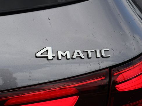 Certified 2025 Mercedes-Benz GLA 250 4MATIC image 9