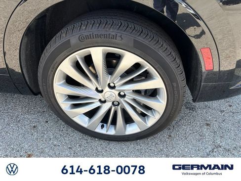 Used 2025 Buick Envision Avenir AWD/4WD image 19
