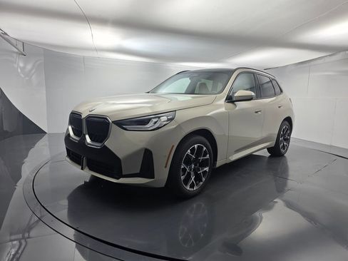 Used 2026 BMW X3 xDrive30i w/ M Sport Package AWD/4WD image 8
